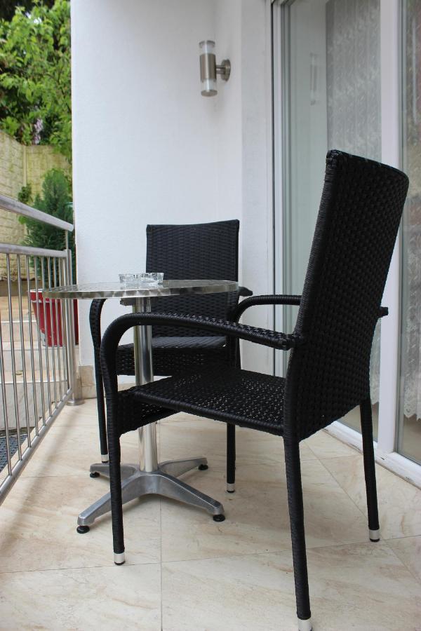 Bodensee Pension Uberlingen Bagian luar foto